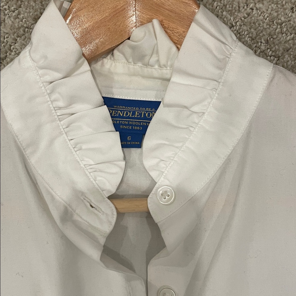 Pendleton White Ruffled Collar Top - Picture 6 of 6